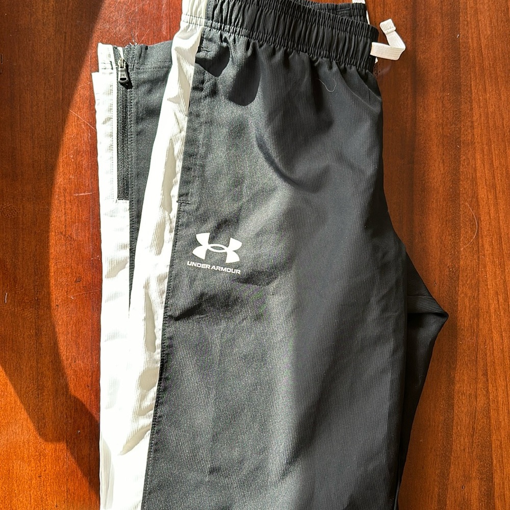 Youth athletic pants